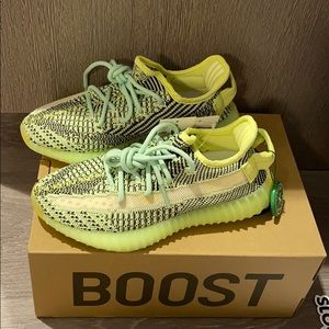 Yeezy Boost 350 V2 Yeezreel ( Non-Reflective)